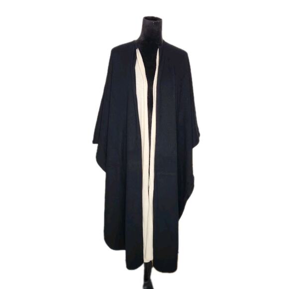 Shi Cashmere Scotland Double Layer Black & Cream Knit Long Cape Shawl Wrap OS - Picture 2 of 8